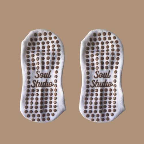 Brown Pilate grip sock with strong grips